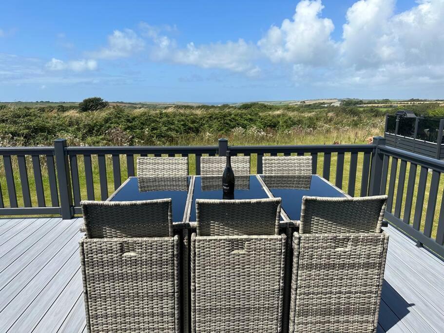 Modern With Amazing Views Holiday home Newquay (Cornwall)