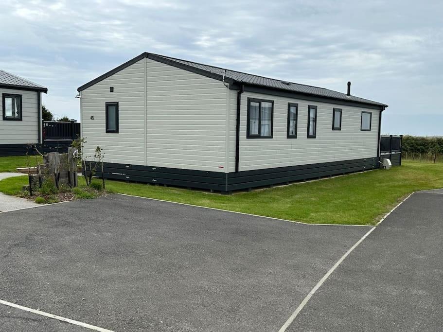 Modern With Amazing Views Newquay (Cornwall)