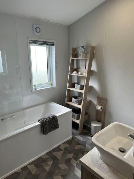 Modern With Amazing Views Holiday home *